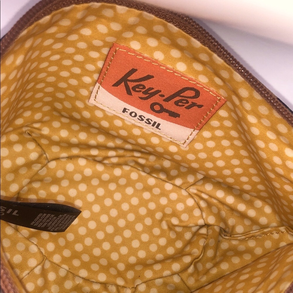 Fossil Women's Floral Cosmetic Bag - Tan and Navy - Picture 6 of 7